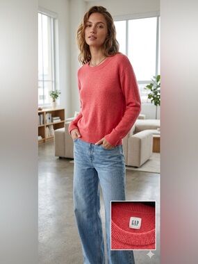 GAP Women's Bright Pink Crew Neck Sweater
